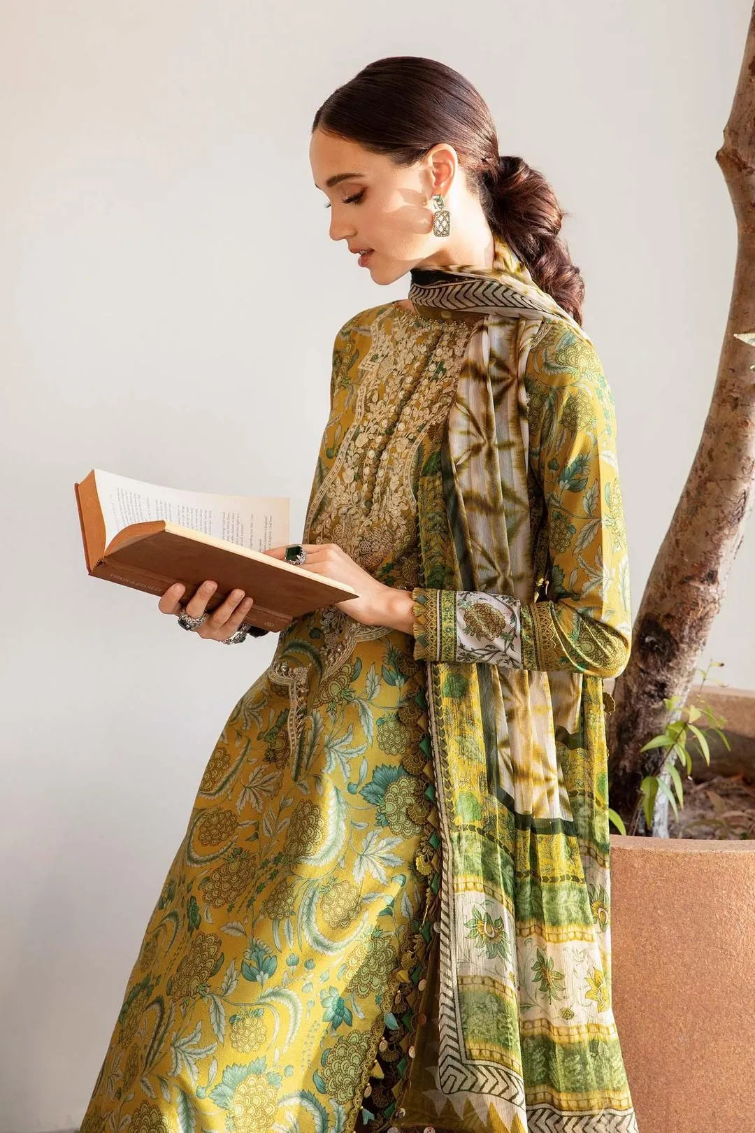 Maria B. - 3 Pcs Unstitched Lawn Suit